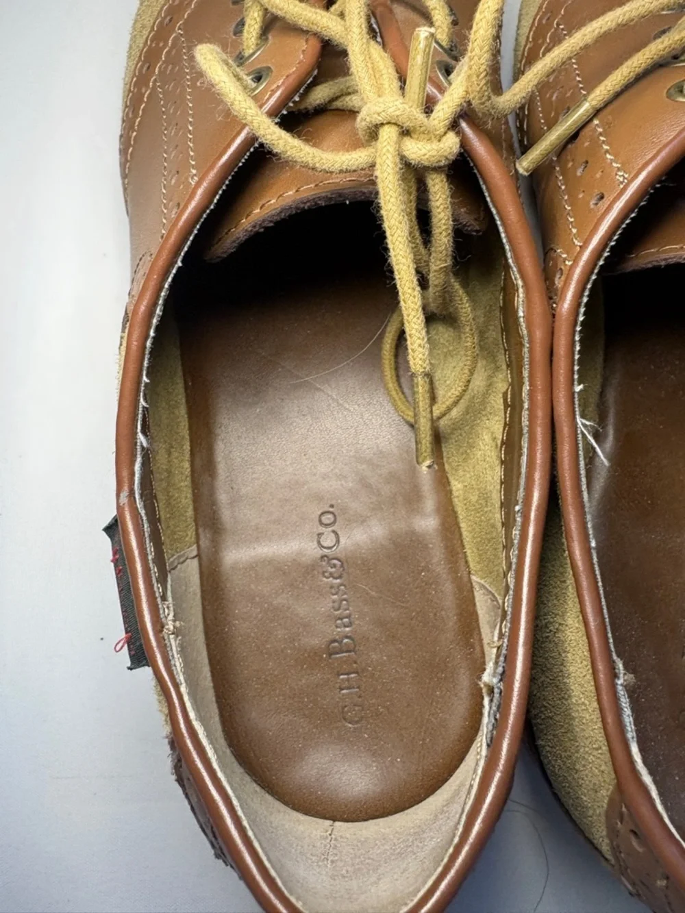 Vintage GH Bass & Co Two-Tone Tan and Brown Suede Leather Derby Oxfords Size 8.5